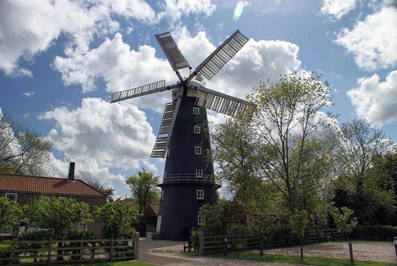 The Windmill Hotel Alford  Exterior foto